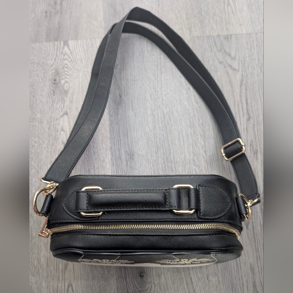 Backstitch Bruja Daisy Pumpkin Crossbody Backpack SOLD OUT Springween Halloween - Picture 15 of 15